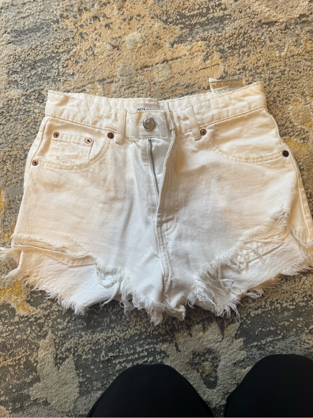 Zara White Distressed High-Rise Denim Shorts
